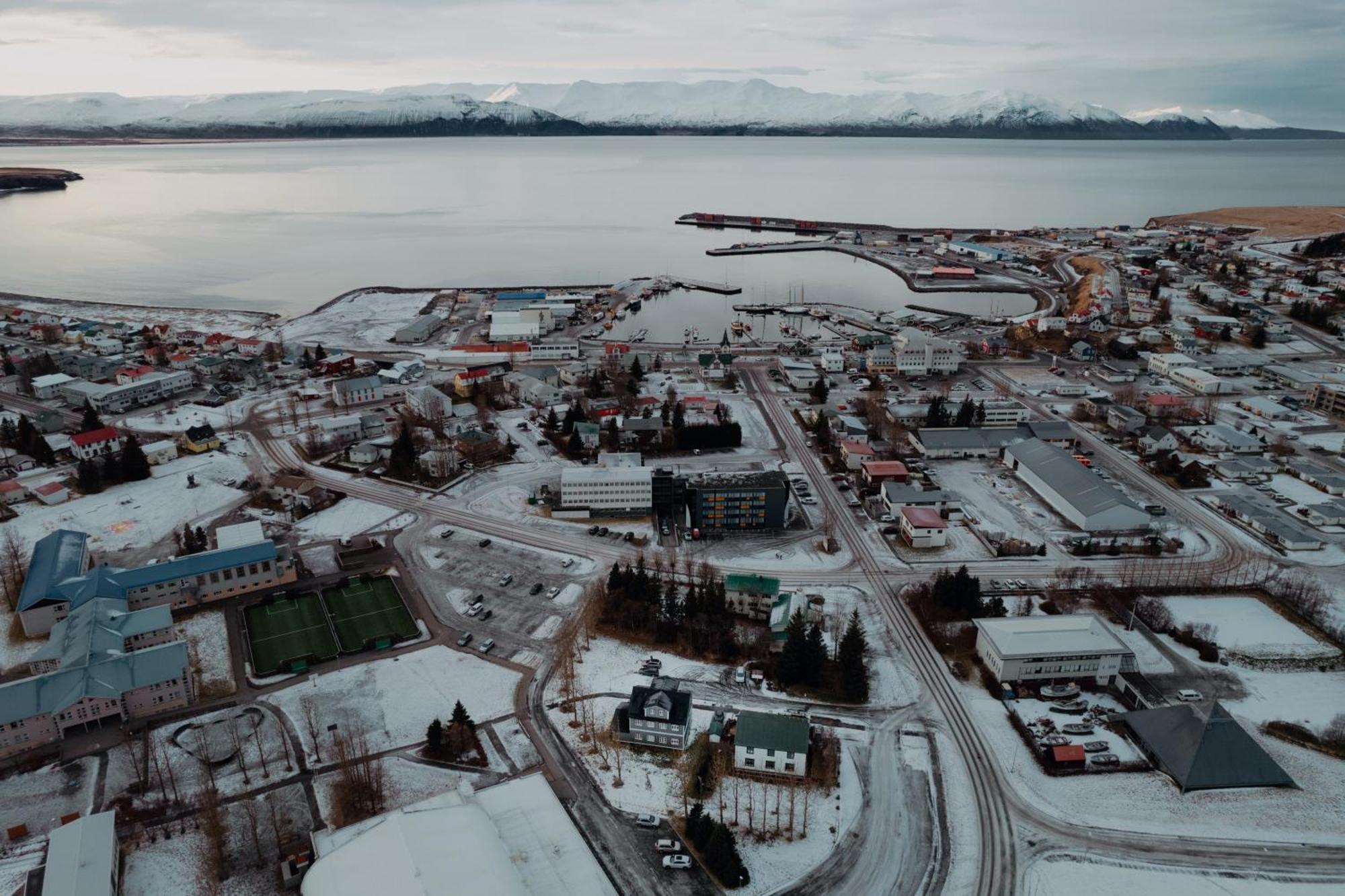 Gamli Skolinn Husavik Luaran gambar